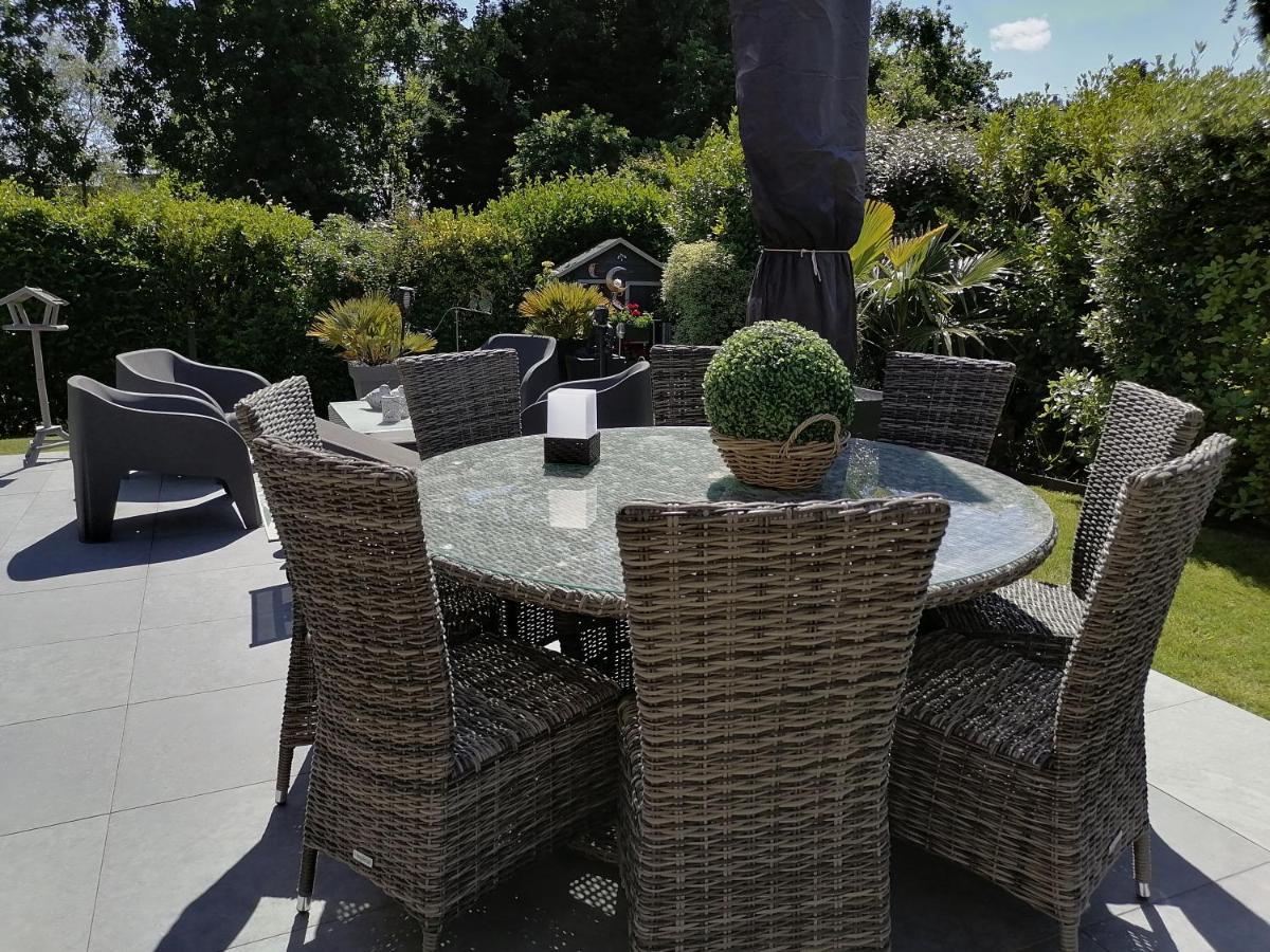 Chez Helene Bed and Breakfast Saint-Coulomb Buitenkant foto